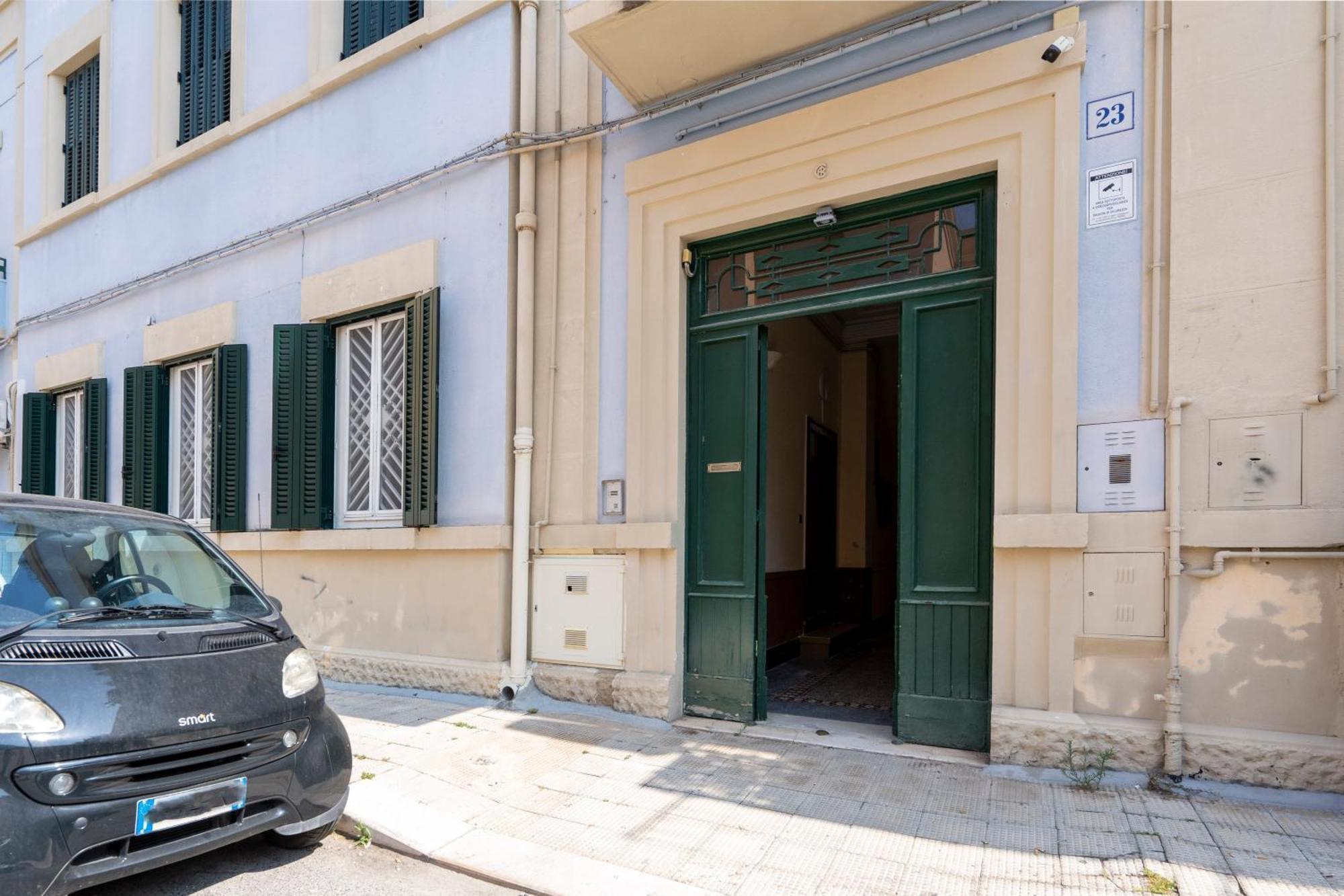 La Casa Di Gio - Stazione & Policlinico Apartment Bari Exteriér fotografie